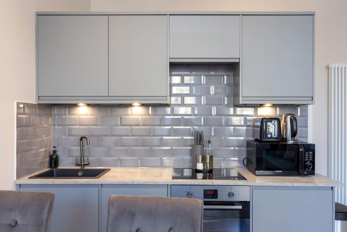 Dragon Suites - Edinburgh City Centre 2 Bed Apartment Bagian luar foto